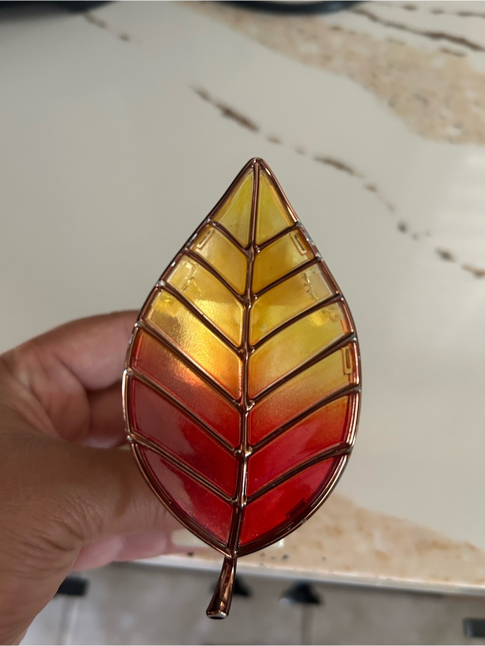 Bath & Body Leaf Accent plug in Red and Yellow